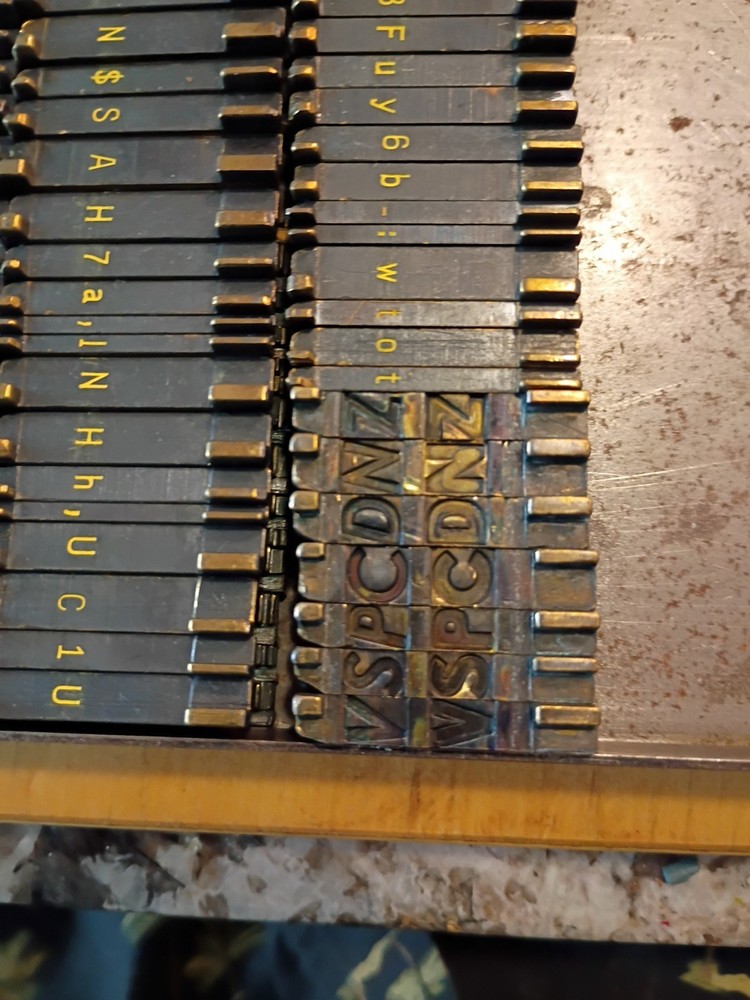 Linotype Matrices 24pt. 24-V.