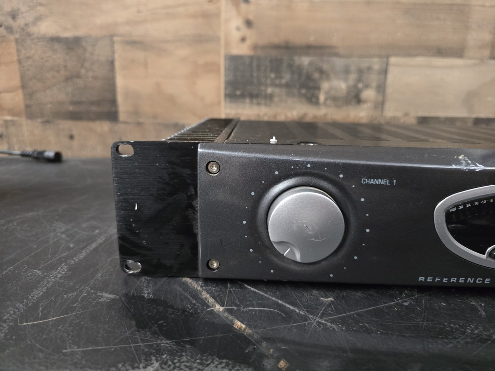 Behringer A500 Professional 500W Reference Class Studio Power Amplifier