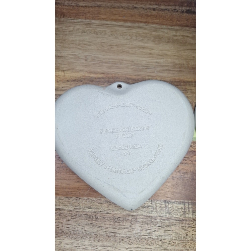 The Pamered Chef Stoneware
