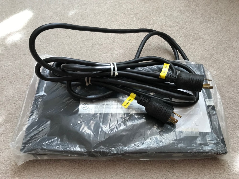 APC AP7752 Automatic Transfer Switch Rackmountable
