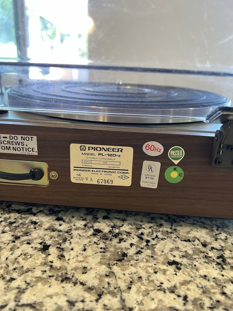 Pioneer PL12-D II Turntable