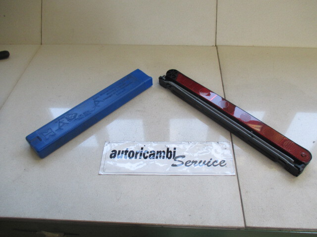 73148 Replacement Triangle Signal Light