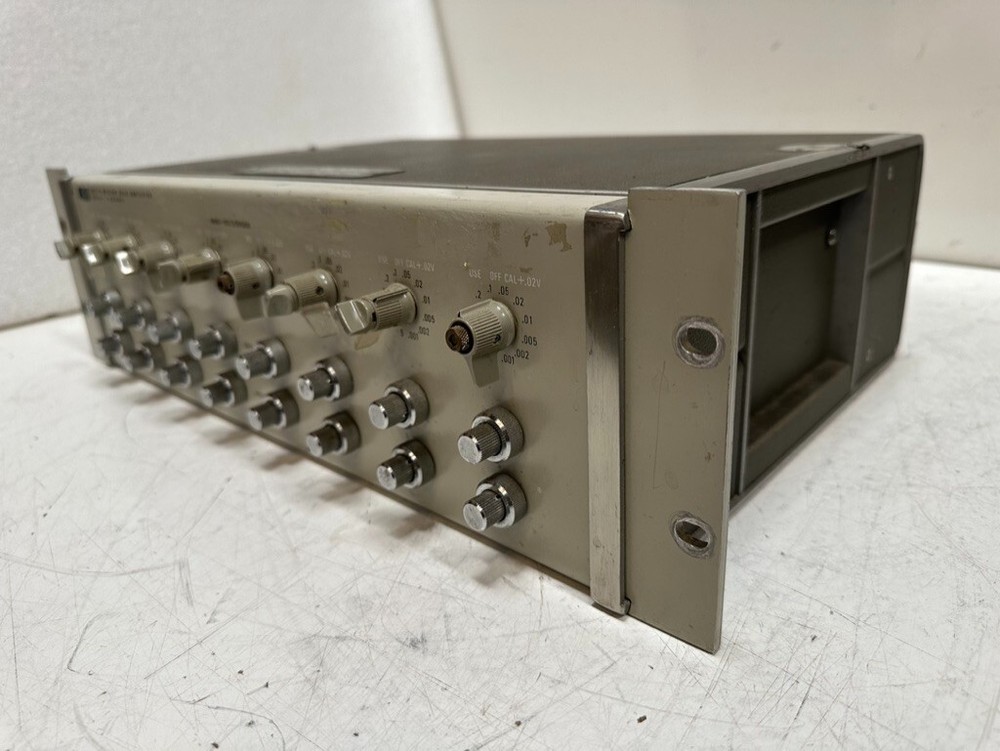 HP 8821A MEDIUM GAIN AMPLIFIER RACK MOUNTED