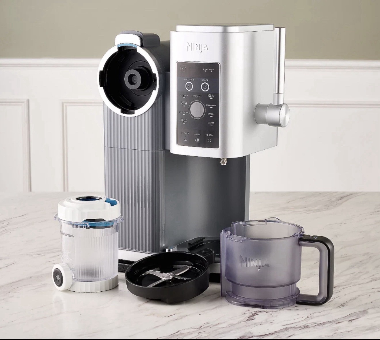 Ninja CREAMi Scoop & Swirl Ice Cream Maker, Soft Serve Desserts, Sorbet, Milksha