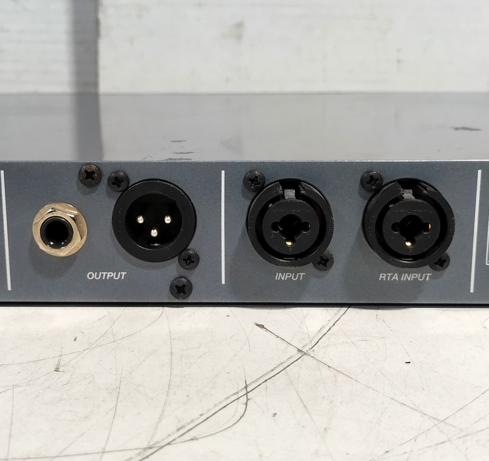 Peavey CEQ 280A Architectural Acoustics PC Controlled MIDI Graphic Equalizer