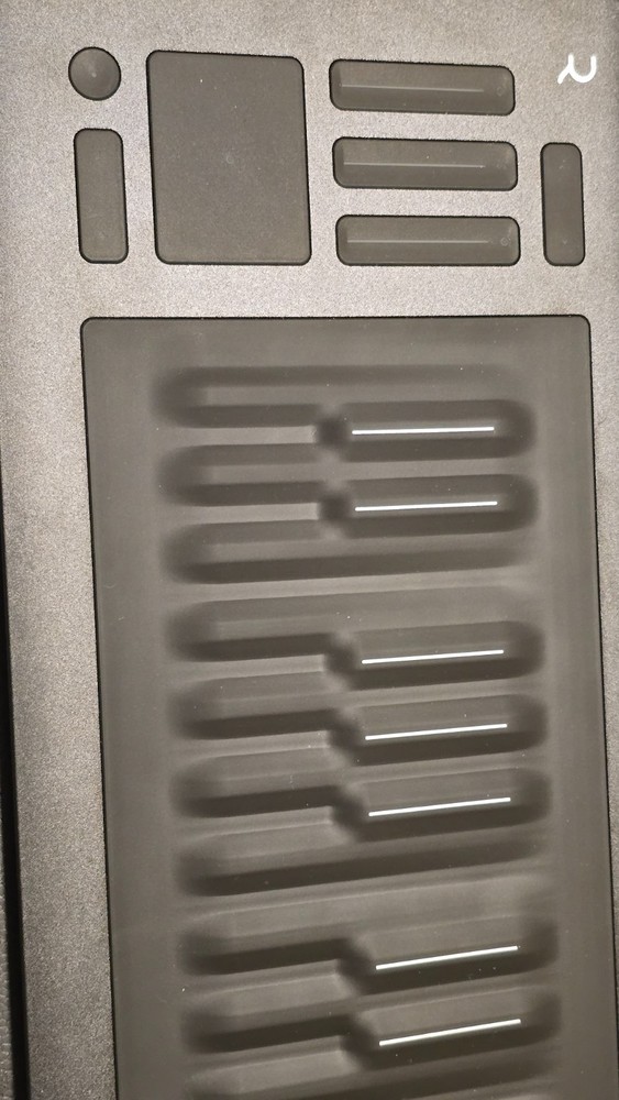 ROLI Seaboard RISE 25 MPE Controller - EXCELLENT - Original Case & Software Code