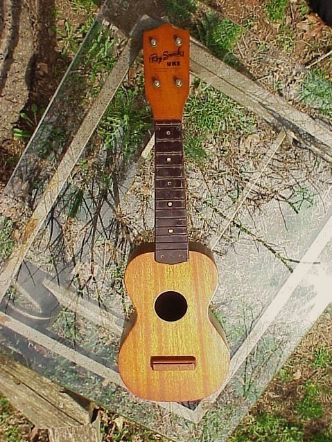 EXCELLENT! 1950s Solid Mahogany Harmony Roy Smeck Uke SOPRANO UKELELE No Strings