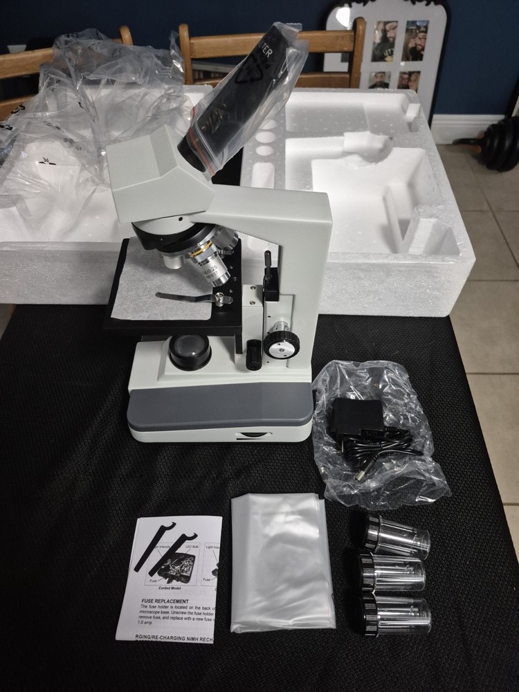 Walter BMT 402 LED  Compound Microscope