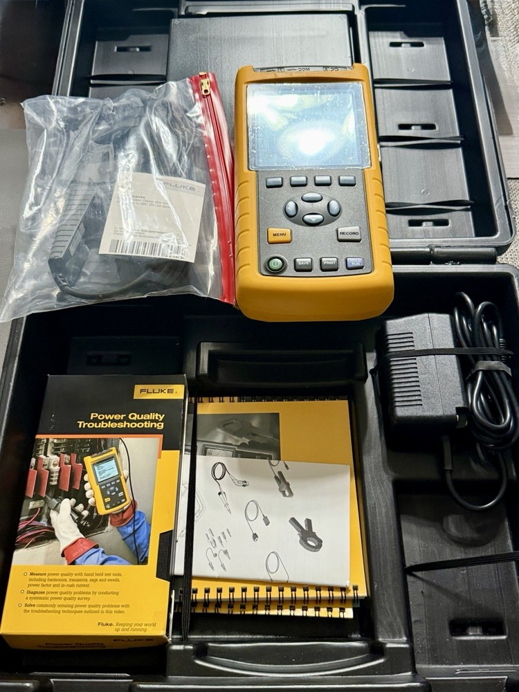 Fluke 43R Power Quality Analyzer Kit