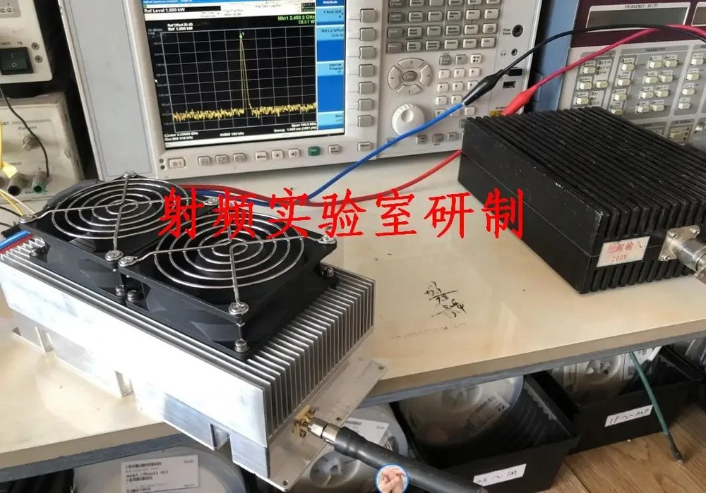 100W 2.45GHz RF Power Amplifier Solid State Microwave Source Power Amplifier