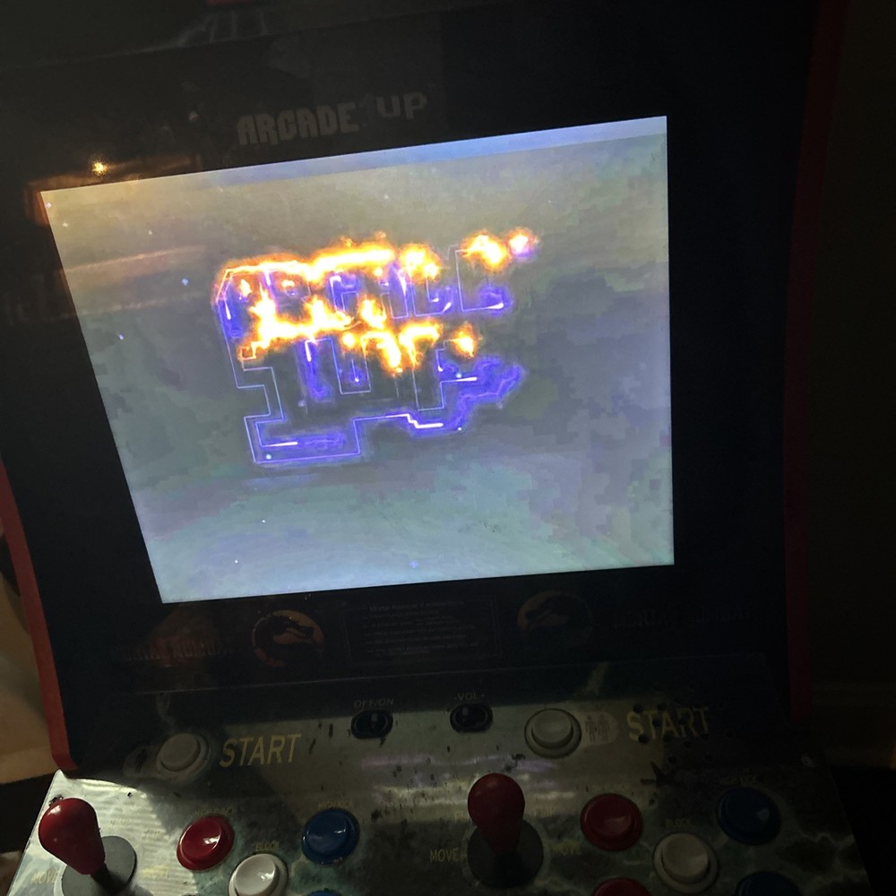 Mortal Kombat 2 Arcade Machine. Midway arcade 1 Up