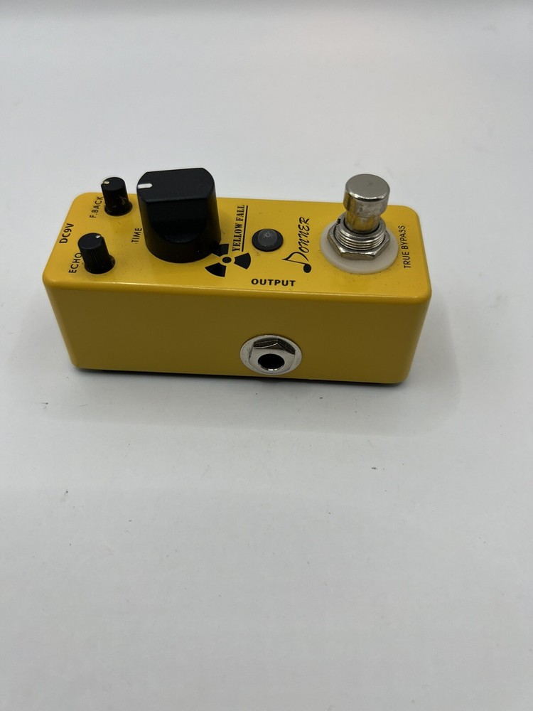 DONNER YELLOW FALL ANALOG DELAY GUITAR EFFECT PEDAL