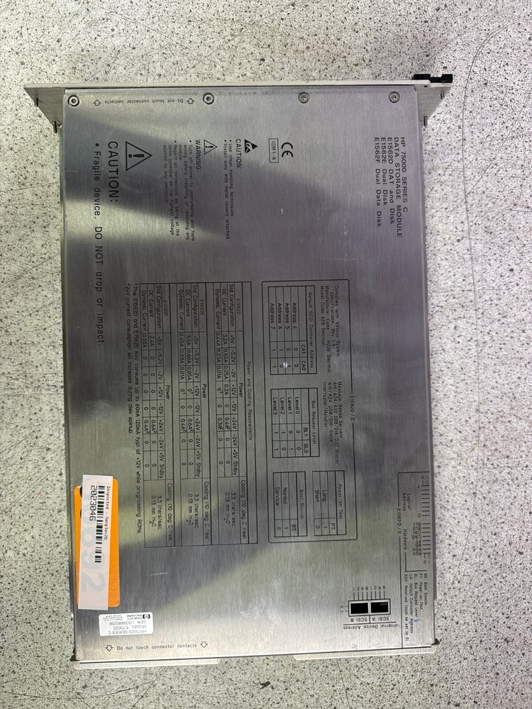 HP E1562E HP75000 Series VXI Dual SCSI Disk Module