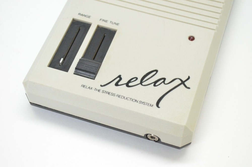 1984 Commodore Relax Stress Reduction System Atari Apple IBM PC Control Unit