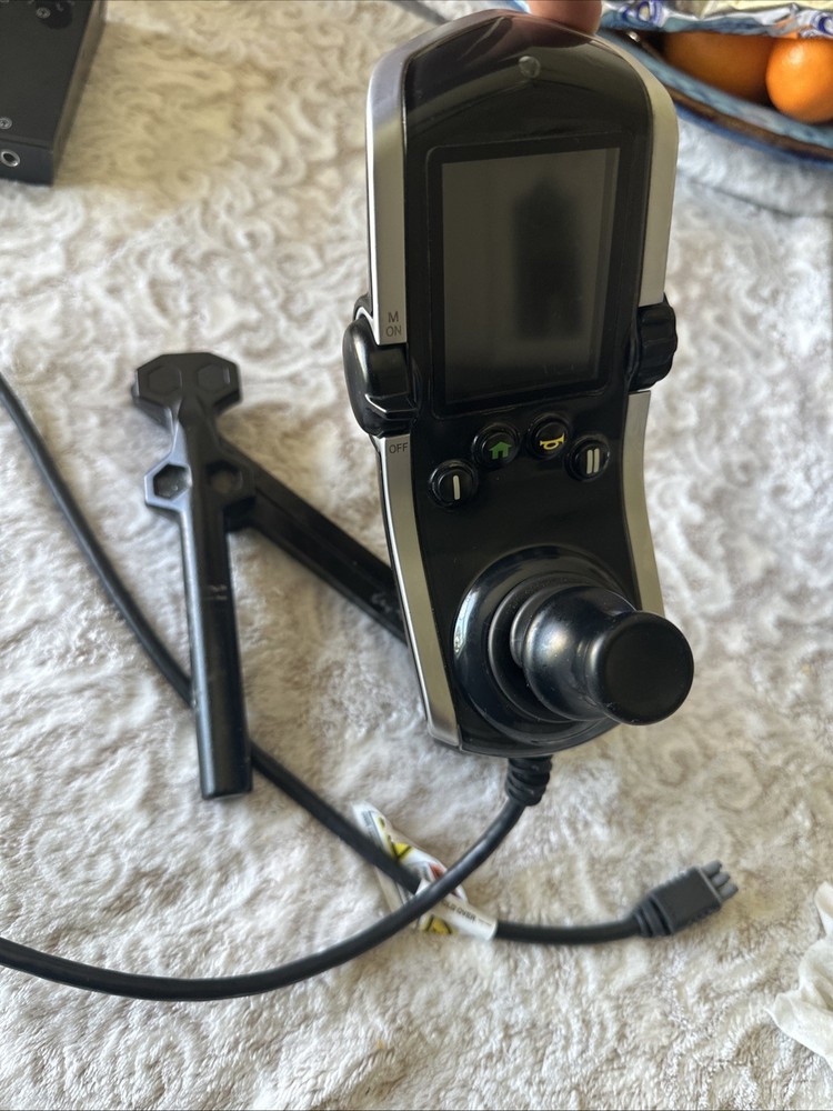 Quantum QLogic 3 Joystick #CTL143976 Plus Mount