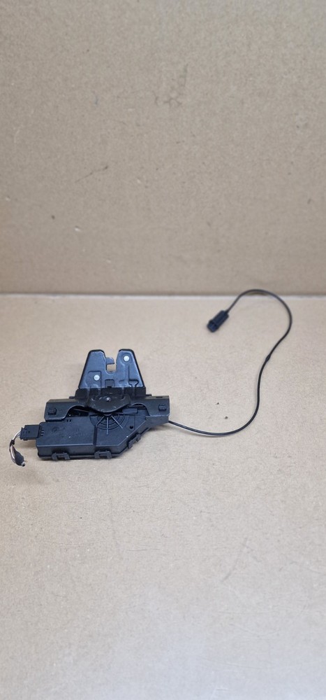 BMW 1 3 5 Series E60 E81 E87 E90 E92 Trunk Lid Lock 7840617