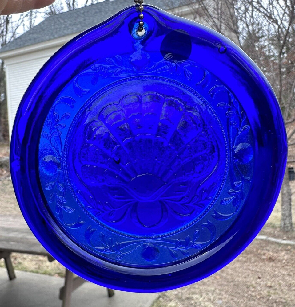 Pairpoint Blue Pressed Glass Shell Suncatcher Hanging Ornament 4 1/4" Cape Cod