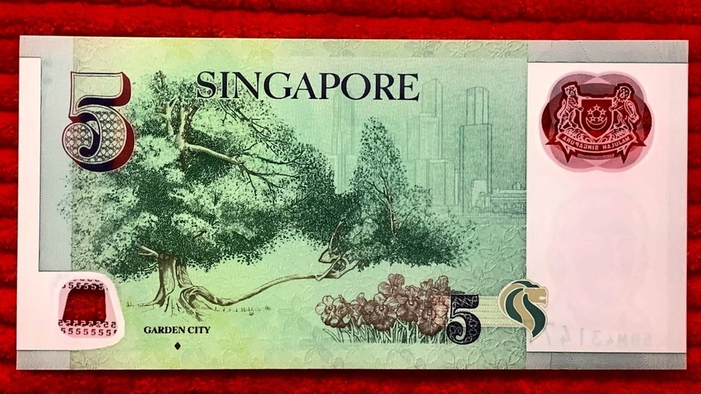SINGAPORE - S$5 Dollars Note - Polymer - ND 2020 - New - Uncirculated