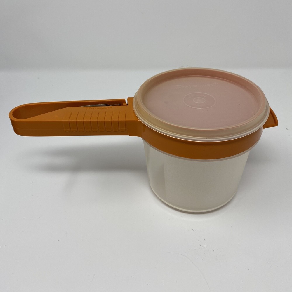 Tupperware VTG Sift It Hand Held Sifter orange
