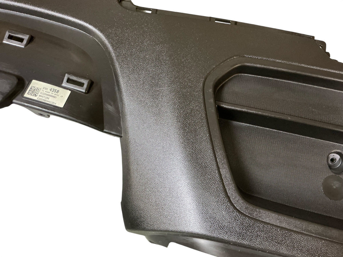 2019 20 21 22 2023 Chevy Silverado Sierra 1500-3500HD instrument panel BLACK