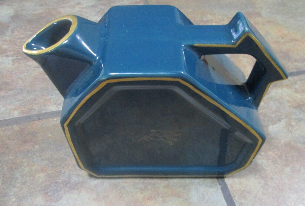 PITCHER W PEGASUS ~ VINTAGE ~ GEOMETRIC ~ TEAL & GOLD ~ UNKNOWN MAKER ~ EUC