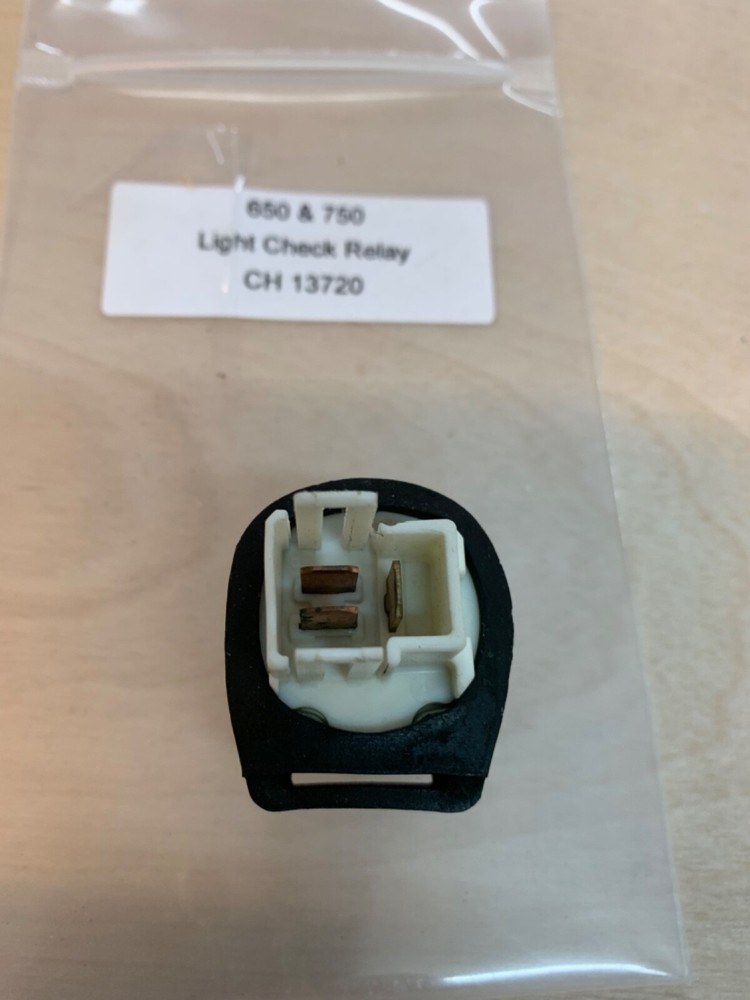 John Deere 650/ 750 Tractor Light Check Relay