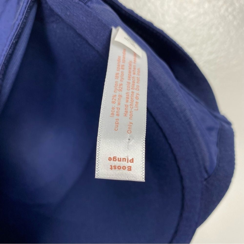 Cacique Front closure, smooth, boost plunge bra 46DD