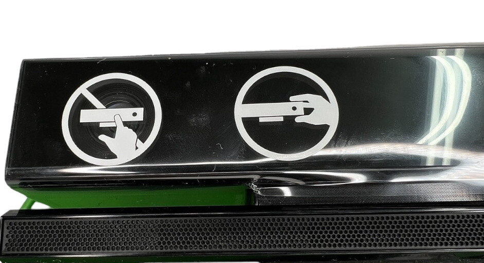 Xbox One Kinect Sensor By Microsoft With Box And Instructions Preowned Untested