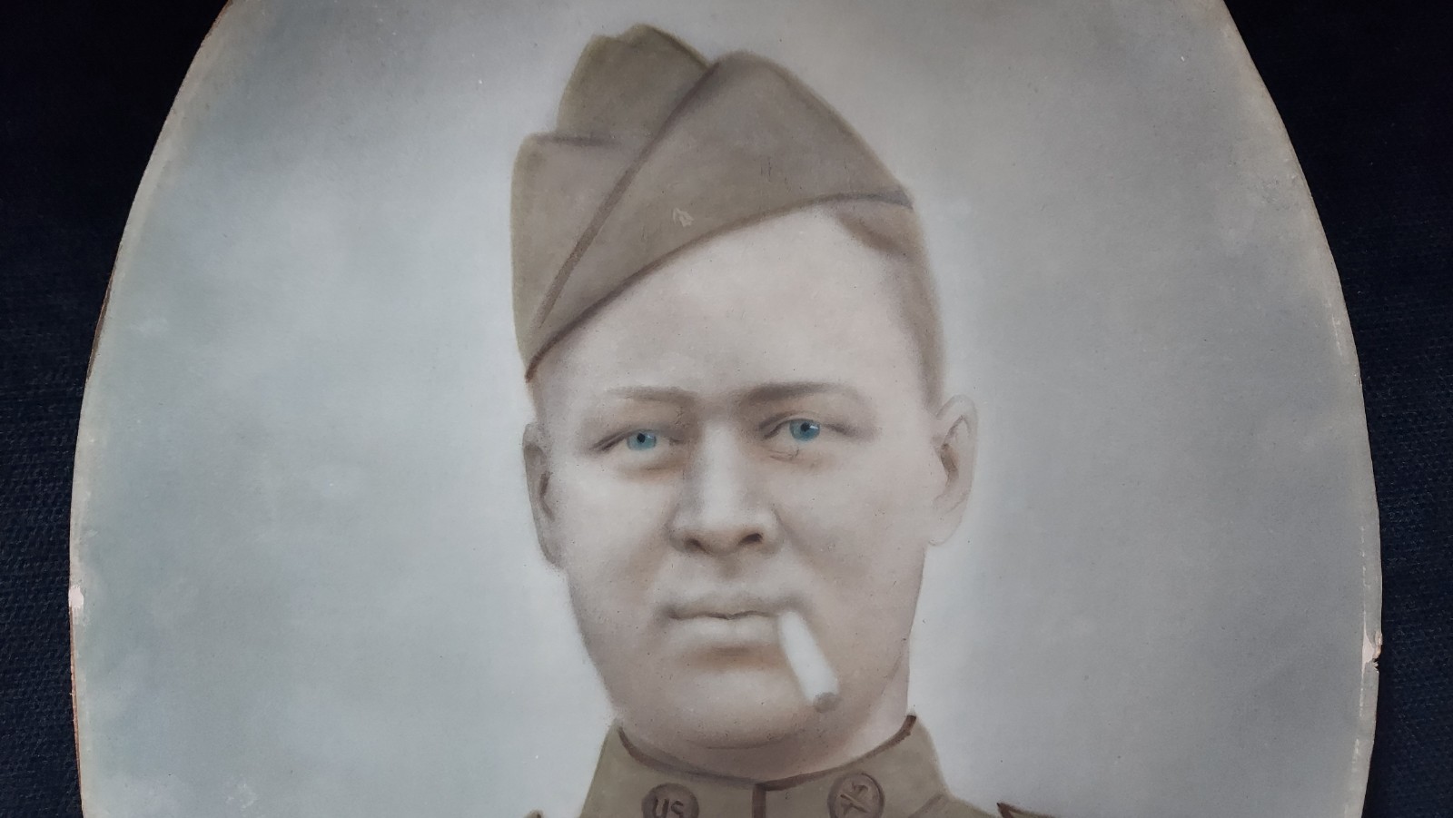 WWI Named Soldier Photo Dog Tags Convex Glass Military Frame