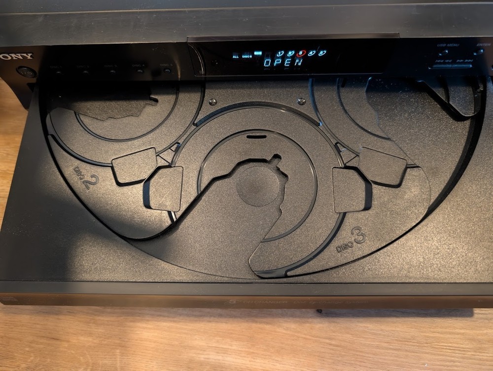 Sony CDP-CE500 5-Disc CD Changer Player USB - No Remote - Tested