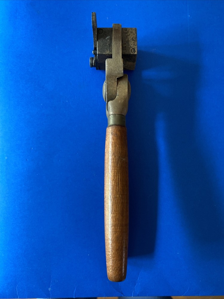 Vintage IDEAL Reloading Tool Bullet Mold.