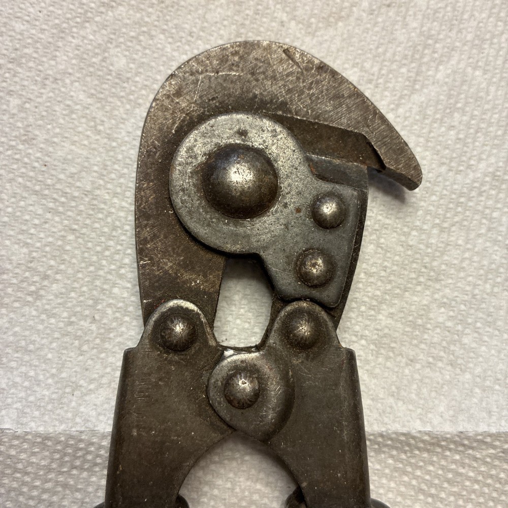 U.S. HKP 1945 Wire Cutters-WWII?? READ DESCRIPTION