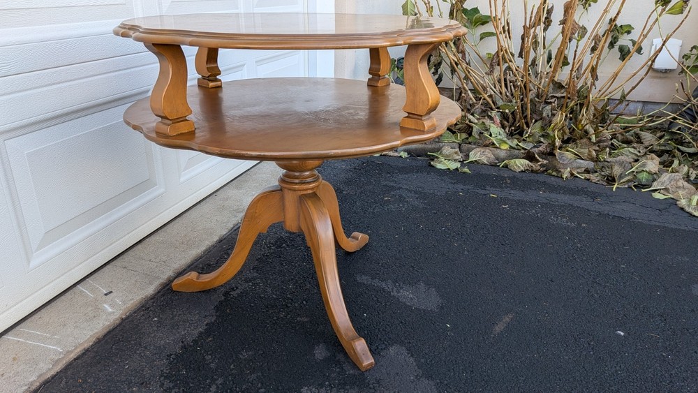 Vintage Round Curio Table 2 Tier