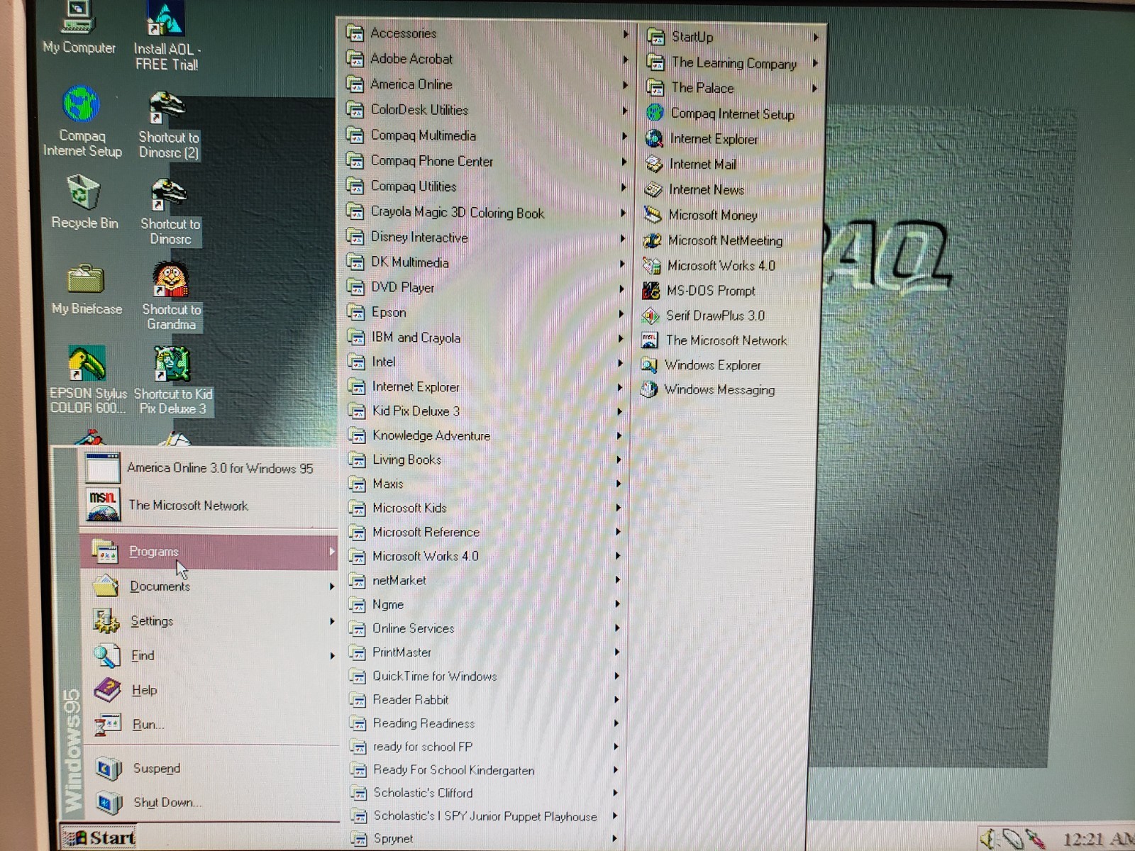 Vintage Compaq Presario 4840 Tower Pentium II 266 MMX 32MB 6.4GB OEM Win95 ISA