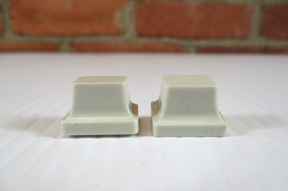Gray Push Button Knobs Plastic Radio Record Player  Amplifier Lot of 2