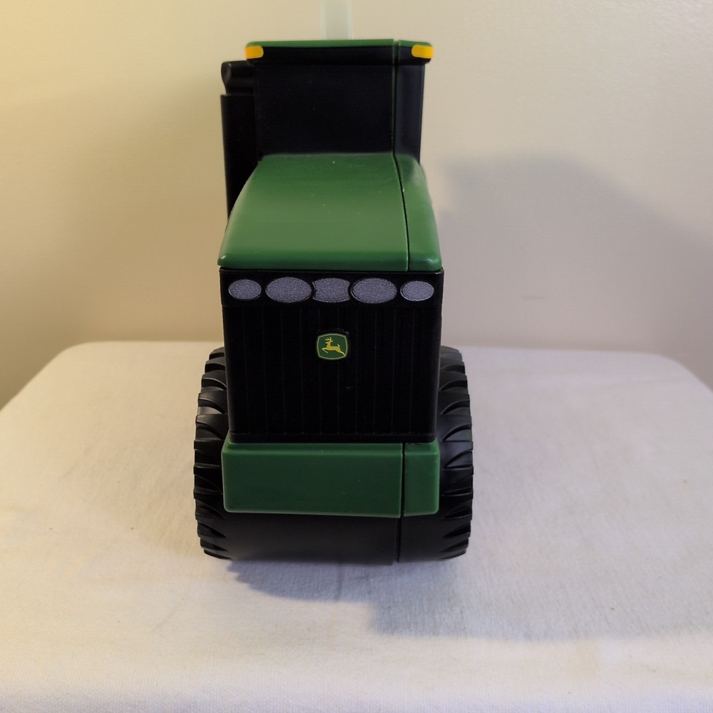 ERTL John Deere Plastic Tractor Carrying Case