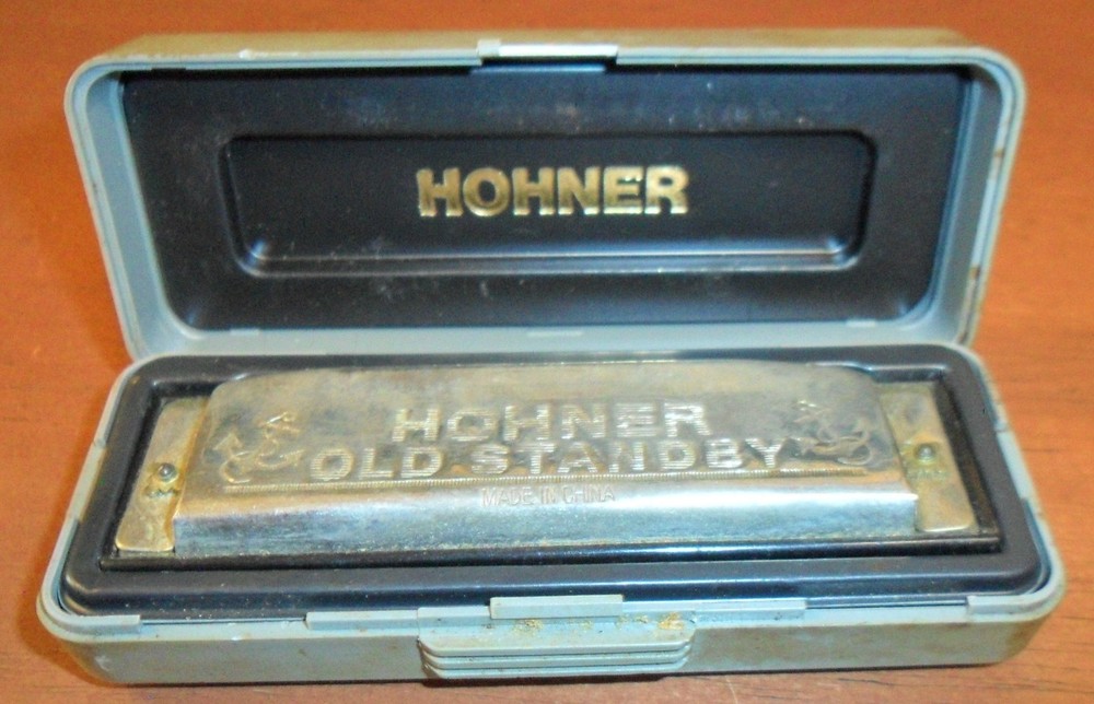 HOHNERS "OLD STANDBY" Harmonica, With a Case 4" Long