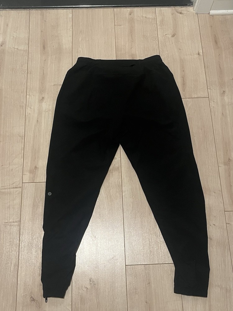 Lululemon Surge Joggers Mens Medium Black