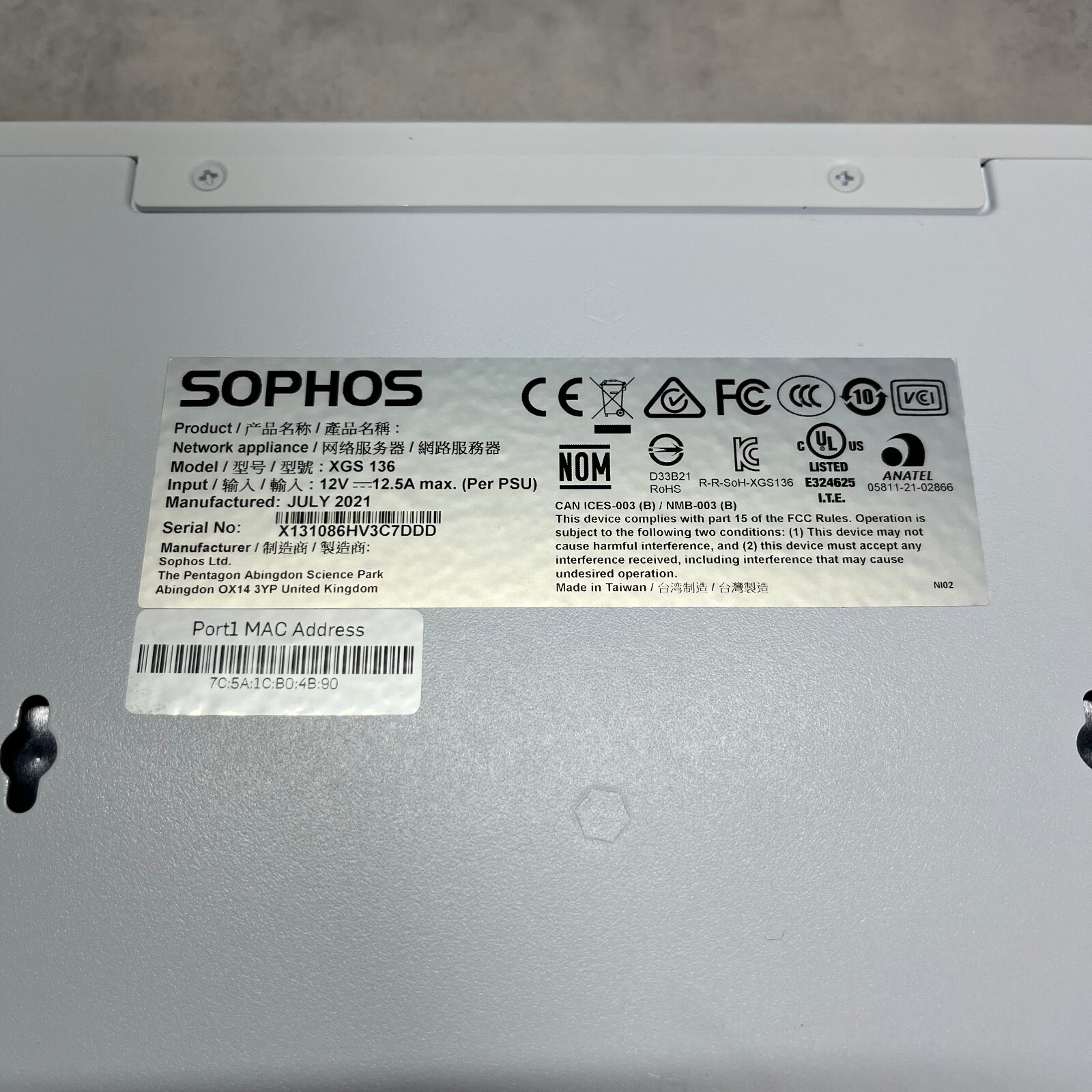 SOPHOS XGS 136 Next generation firewall Sophos Ltd. XG136 w/Cable Tested Good!!