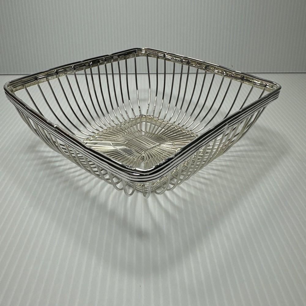 Vtg Small Silver Plated Wire Basket Square 5”x5” EUC