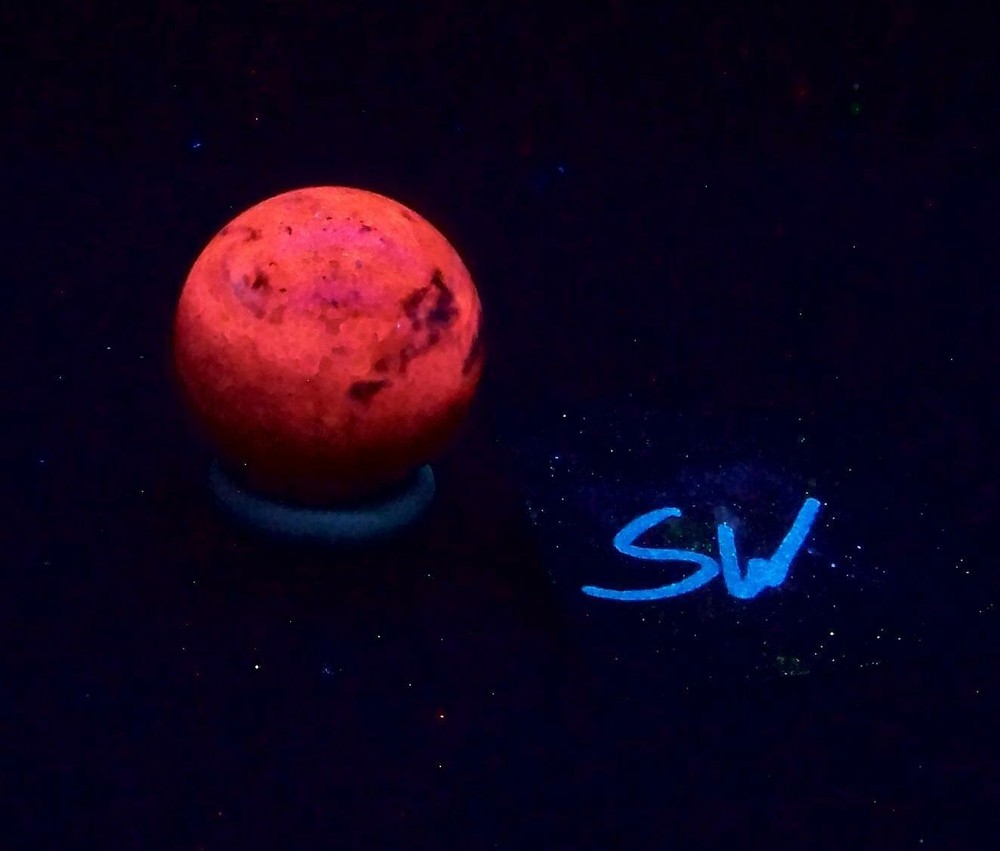 Fluorescent CA Calcite 29mm Collection Sphere 5038