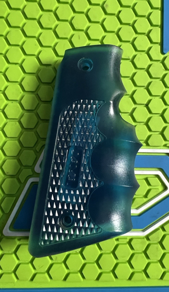 JAVA SPYDER KINGMAN PAINTBALL MARKER 45* GRIPS - TRANSPARENT BLUE