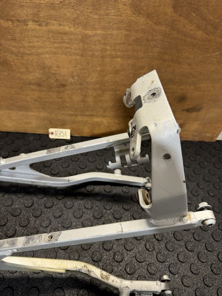 01 Yamaha Raptor 660 Subframe