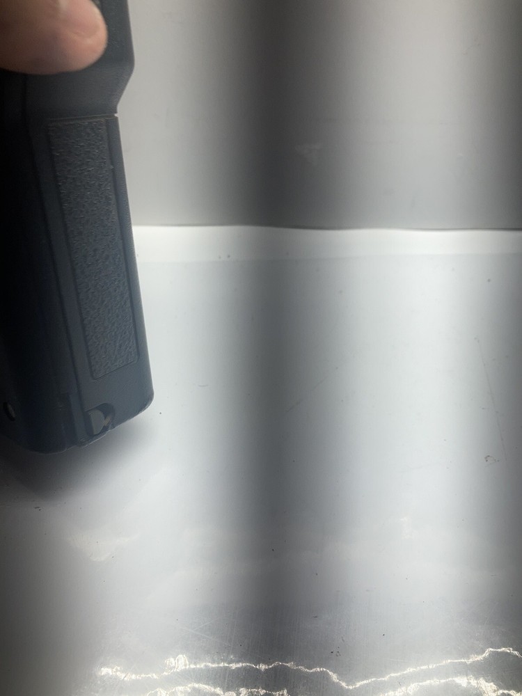 Motorola Model Number Radius P110 UHF Black Read Description