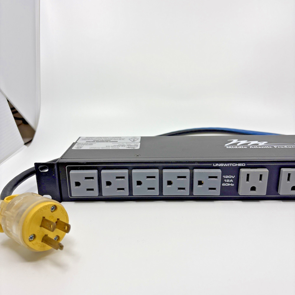 Middle Atlantic PD-2015R-NS Multi-Mount Rackmount Power Strip