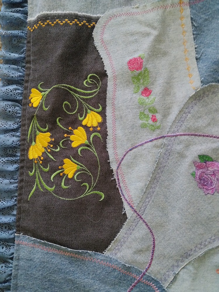 Denim Patchwork Quilt with ruffle 58 x 44 in.