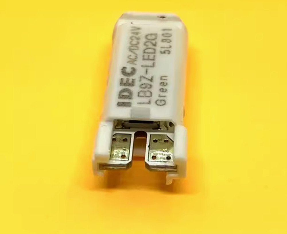 1PC New IDEC Push-button bulb LB9Z-LED2PW white AC/DC24V #LL