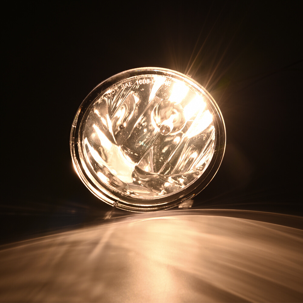 2pcs Fog Light Front Bumper Lamp+Bulbs Fit For 04-15 Nissan Titan 05-07 Armada