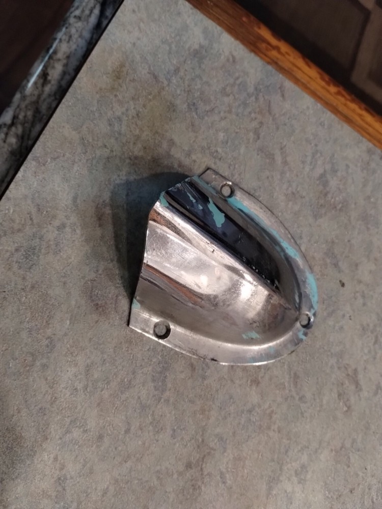 Vintage Cowl Vent Pre-owned