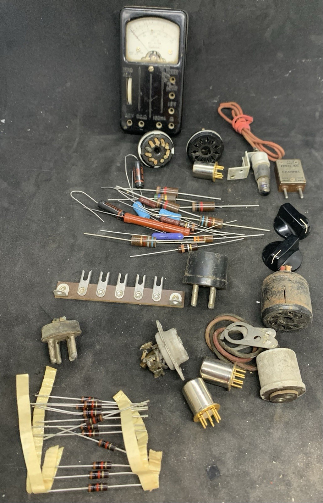 Misc. Radio and Electrical Parts * FROM HAM / ANTIQUE RADIO ESTATE * (A205)